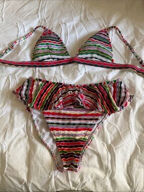 Montce Tamarindo Ruffle Bottom + Hunter Top